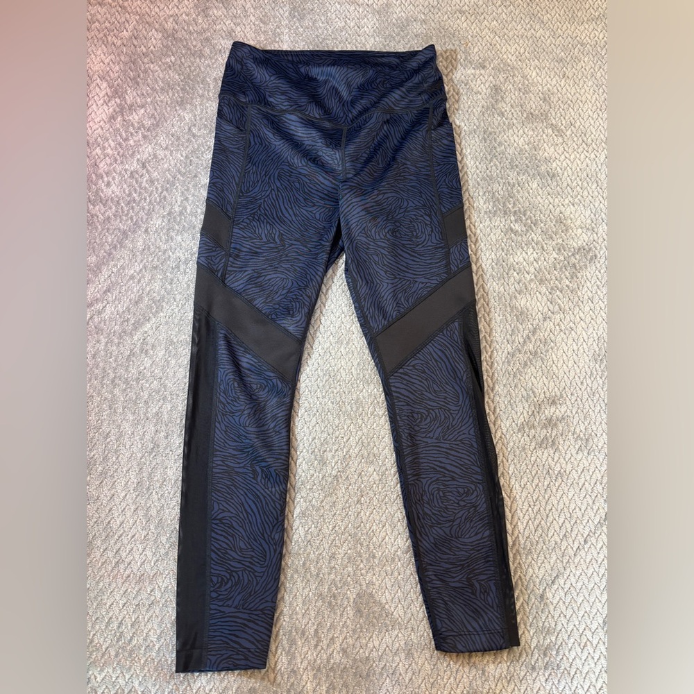 Women’s New Balance Blue and Black Mesh Leggings with Side Pocket Size Small